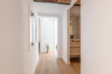 Ferienwohnung in Barcelona - Renovated 2 bedrooms flat in central Gracia