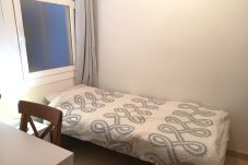 Ferienwohnung in Barcelona - Two bedrooms apartment Josep Tarradellas Avenue