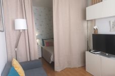 Ferienwohnung in Barcelona - Lightly, quiet & comfy studio close to Plaza Españ