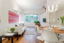 Ferienwohnung in Lucca - Contemporary Apartment with Garden and Parking