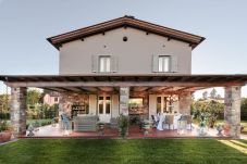 Villa in Capannori - VILLA PEMOLA a Luxury Farmhouse with Garden and bikes in Lucca Town