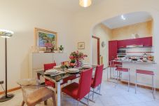 Ferienwohnung in Lucca - 3 bedrooms flat in central Lucca with air conditioning