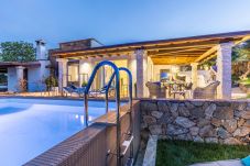 Villa in Ottiolu - VILLA LA BELLA, Luxury Seafront Villa with Panoramic Terrace in Porto Ottiolu, Sardinia