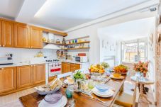 Ferienwohnung in Lucca - Casa La Guardia, a Classic 3 bedrooms Panoramic Apartment inside a Medieval tower dating back to 1100s within the Walls of Lucca