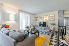 Ferienwohnung in Lucca - Smart and Luxury 2 bedrooms 2 bathrooms first floor apartment centrally located inside the walls of Lucca