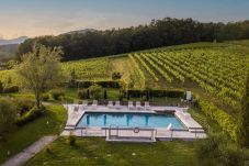 Ferienwohnung in Monte San quirico - Anna Farmhouse Apartment in Wine Resort in Lucca