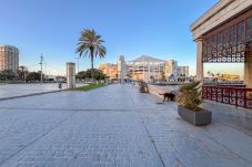 Ferienwohnung in Las Palmas de Gran Canaria - Lightbooking junto a la Playa Canteras 