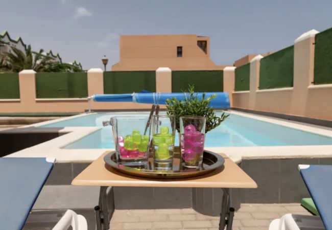 Bungalow/ verbunden mit der Villa in Antigua - Fuerteventura - Lightbooking Esmeralda piscina privada Caleta de Fuste 