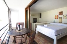 Ferienwohnung in Tarifa - Apartamento renovado en el casco antiguo con terraza