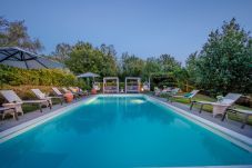 Ferienwohnung in San Gennaro - Casa Santo, a sweet country apartment with pool on the hills of Lucca