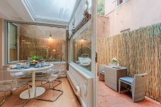 Ferienwohnung in Lucca - Lapo 2 bedrooms and outdoor inside Lucca