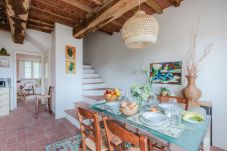 Ferienwohnung in San Gennaro - Casa Bellavista at Il Borghetto Farmhouse, smart, convenient rental home with shared pool in Lucca