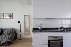 Ferienwohnung in Valencia - The Cruz Cubierta Apartment 01 with Terrace by Florit Flats