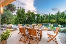 Villa in Lucca - Villa Ivona Modern Luxury Classic Villa with Private Pool and panoramic views in 3 kms from Lucca Walls