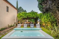 Villa in Lucca - Charming Church converted into Farmhouse with Pool