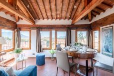 Ferienwohnung in Lucca - Panoramic penthouse with views and elevator in Lucca