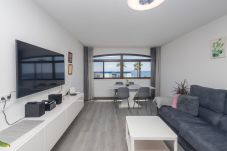 Ferienwohnung in San Bartolomé de Tirajana - Lightbooking San Agustin Montenegro vista mar