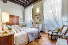 Appartement in Lucca - Casa Simonetta: Modern and Antique Ground Floor Apartment inside the Walls of Lucca