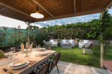 Villa in Capannori - A/C Villa with Amazing Views, SPA & Private Pool 