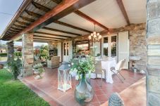 Villa in Capannori - VILLA PEMOLA a Luxury Farmhouse with Garden and bikes in Lucca Town