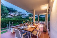 Villa in Marina di Pietrasanta - Regina Beach, Luxury 3 bedrooms Villa by the Beach in Marina di Pietrasanta