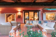 Villa in Bientina - Spacious 6 bedrooms Villa with Private Pool on the Tuscan Hills of Santa Colomba by Pontedera and Bientina