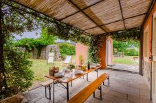 Villa in Badia Cantignano - Simple Genuine 4 bedrooms Farmhouse with Private Garden