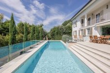 Villa in Lucca - Villa Ivona Modern Luxury Classic Villa with Private Pool and panoramic views in 3 kms from Lucca Walls