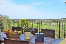 Terraza grande con vistas bonitas