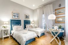 Apartamento en Lucca - Elegant and Homey 4 Bedrooms Apartment, Air Conditioning within the Lucca Walls