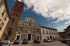 Apartamento en Lucca - Palatial Suite: Luxurious Living Amidst Lucca’s Timeless Charm