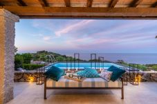 Villa en Ottiolu - VILLA LA BELLA, Luxury Seafront Villa with Panoramic Terrace in Porto Ottiolu, Sardinia