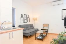 Apartamento en Madrid - Apartamento Delicias 1HH 