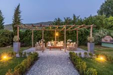 Villa en Vorno - Villa Elizabeth, newly renovated antique villa with private pool on the hills in Vorno close to Lucca