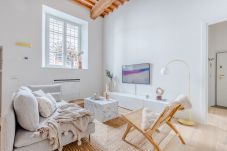 Apartamento en Lucca - Casa Lazzaro Contemporary Ground Floor Apartment inside the walls of Lucca