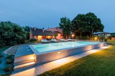 Villa en Bientina - Spacious 6 bedrooms Villa with Private Pool on the Tuscan Hills of Santa Colomba by Pontedera and Bientina