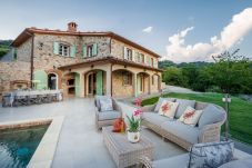 Villa en Pescaglia - Villa Grema, a Farmhouse with Private Infinity Pool between Lucca and the Beach