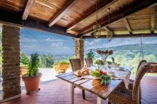 Villa en Pescia - Sospirata Farmhouse, luxury 2 bedrooms villa with Amazing Views on the Rolling Hills of Pescia