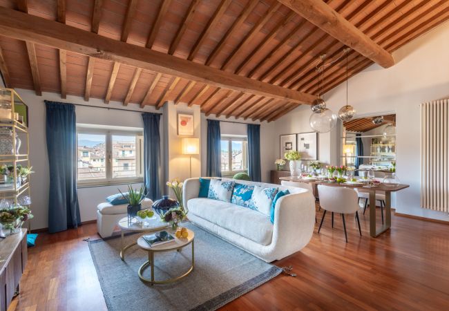 Apartamento en Lucca - De Nobili Penthouse, Luxury Apartment with Elevator inside the Walls of Lucca