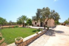 Domaine à Santa Margalida - S'Estret 184 magnifique finca avec piscine privée, terrasse, jardin agréable et tennis de table