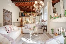 Appartamento a Lucca - PALAZZO POGGI, 5 Charming Bedrooms in Style