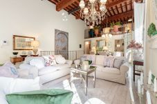 Appartamento a Lucca - PALAZZO POGGI, 5 Charming Bedrooms in Style