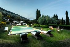 Villa a Lucca - An Exquisite Expression of Luxury: a 1600s Hunting Lodge