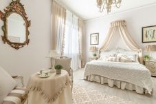 Villa em Lucca - VILLA OLIVIA: a New Luxury Villa with Garden in Lucca with PARKING