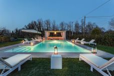 Villa em Orentano - VILLA OTTO Luxury Tuscan Farmhouse with Private Pool close to Lucca Pisa Pistoia