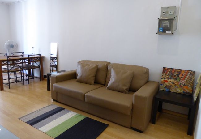 Apartamento em Barcelona - Lindo apartamento para alugar por dias no centro de Barcelona, Gracia. Luz ensolarada, conforto e tranquilidade.