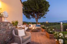 Villa em Capannori - FATTORIA CAMIGLIANO Winery & Farmhouse with Pool