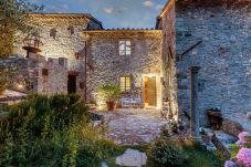 Villa em Borgo a Mozzano - Gran Burrone, a Luxury Castle with Pool in Borgo a Mozzano close to Lucca and Garfagnana