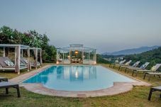 Villa em Lucca - Villa Francigena Luxury 10 bedroom Farmhouse Villa