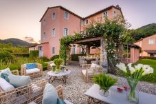 Villa em Lucca - Villa Francigena Luxury 10 bedroom Farmhouse Villa